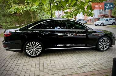 Седан Audi A8 2018 в 