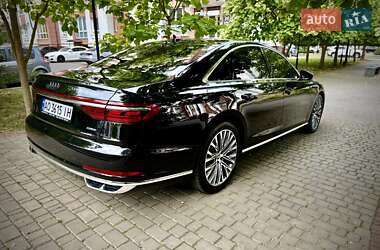 Седан Audi A8 2018 в 