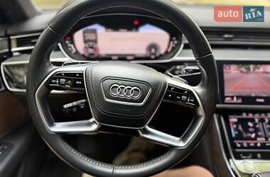 Седан Audi A8 2018 в 