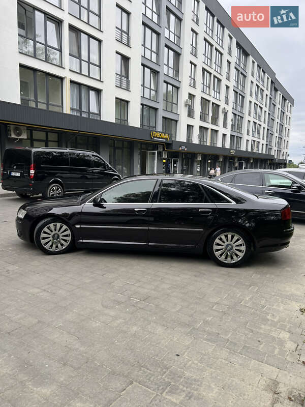 Седан Audi A8 2007 в Львове