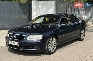 Седан Audi A8 2004 в Кременці