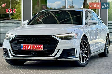Седан Audi A8 2021 в 