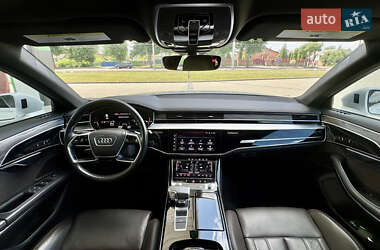 Седан Audi A8 2021 в 