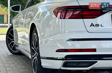 Седан Audi A8 2021 в 