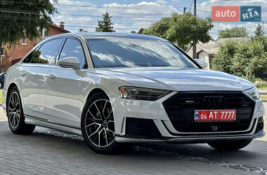 Седан Audi A8 2021 в 