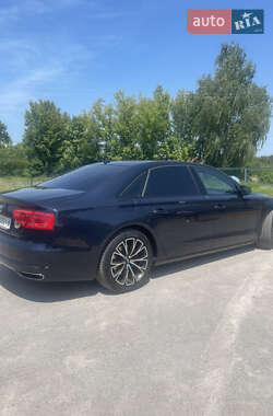 Седан Audi A8 2013 в 