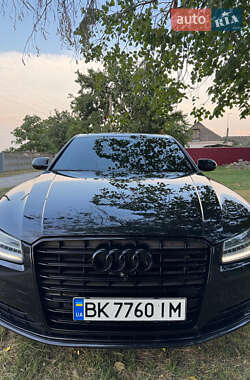 Седан Audi A8 2015 в Києві