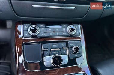 Седан Audi A8 2012 в 