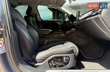 Седан Audi A8 2014 в 