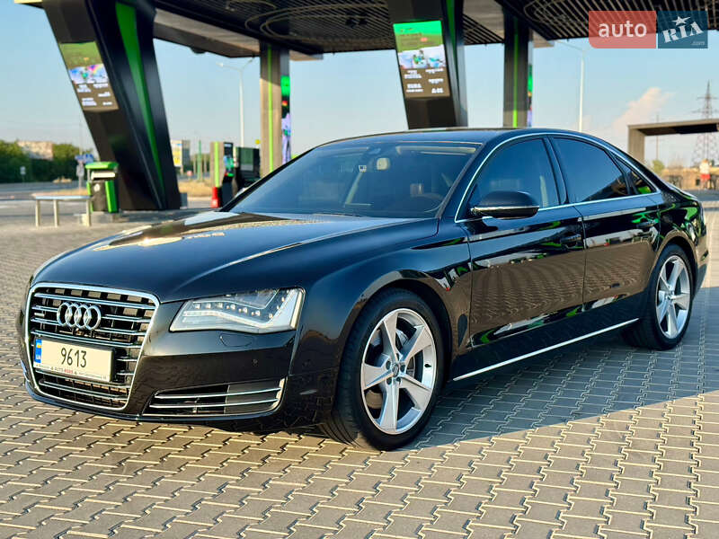 Седан Audi A8 2011 в Миколаєві