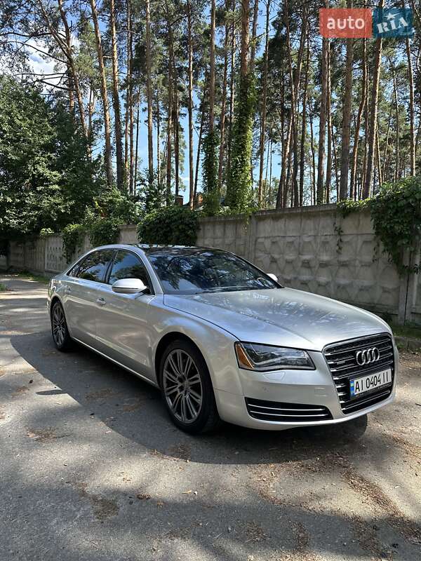 Седан Audi A8 2013 в Києві