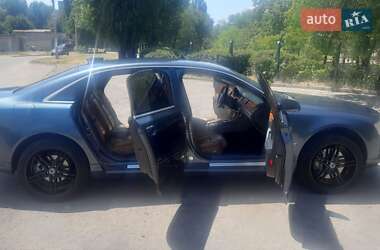 Седан Audi A8 2004 в 