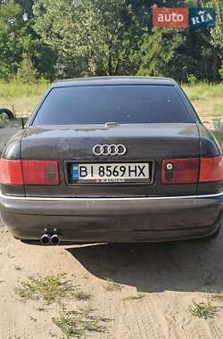 Седан Audi A8 2001 в 