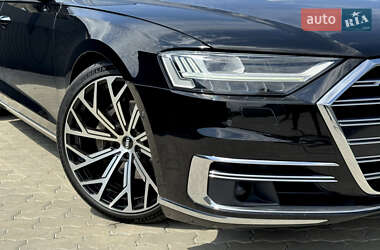 Седан Audi A8 2018 в 