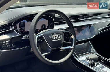 Седан Audi A8 2018 в 