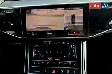 Седан Audi A8 2018 в 