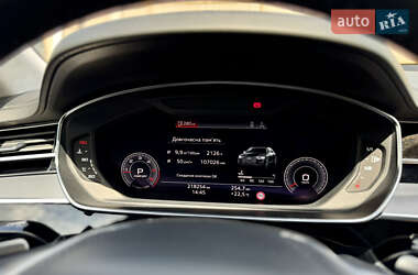 Седан Audi A8 2018 в 