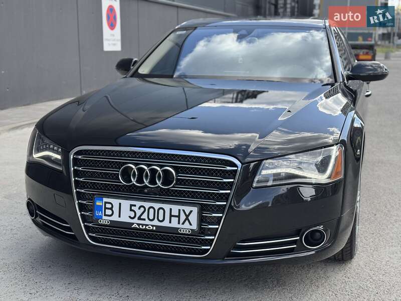 Седан Audi A8 2013 в Києві