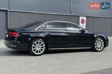 Седан Audi A8 2013 в 
