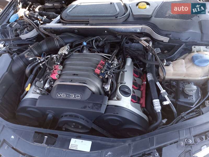 Седан Audi A8 2005 в Києві
