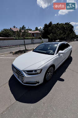 Седан Audi A8 2019 в 