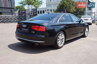 Седан Audi A8 2013 в 