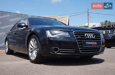 Седан Audi A8 2013 в 