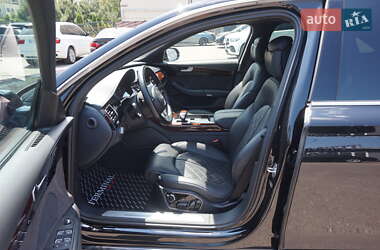Седан Audi A8 2013 в 