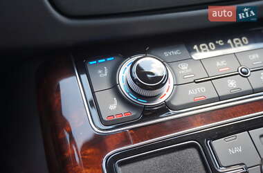Седан Audi A8 2013 в 