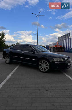 Седан Audi A8 2005 в 