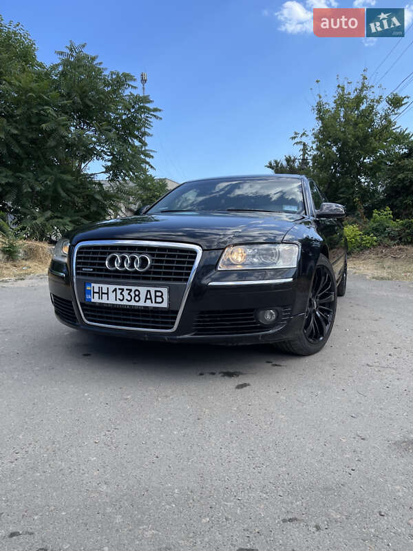 Седан Audi A8 2007 в Одесі