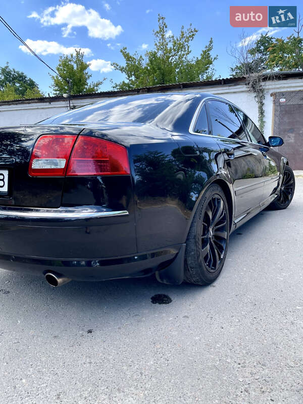 Седан Audi A8 2007 в Одесі