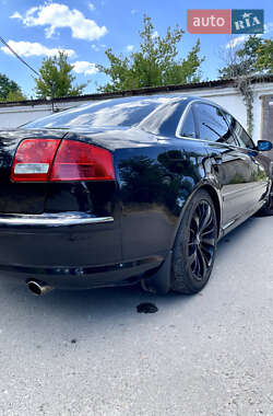 Седан Audi A8 2007 в 