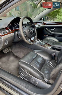 Седан Audi A8 2007 в 