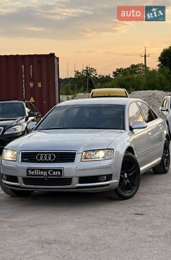 Седан Audi A8 2004 в 