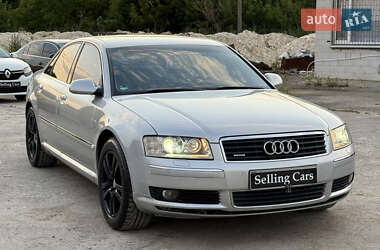 Седан Audi A8 2004 в 