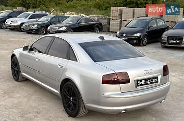 Седан Audi A8 2004 в 