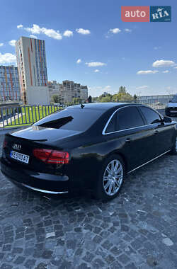Седан Audi A8 2013 в 