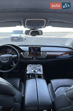 Седан Audi A8 2013 в 