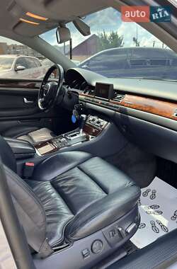 Седан Audi A8 2006 в 