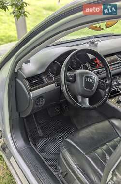 Седан Audi A8 2007 в 