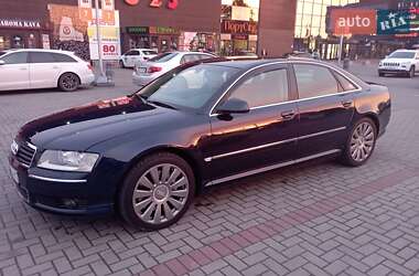 Седан Audi A8 2004 в 