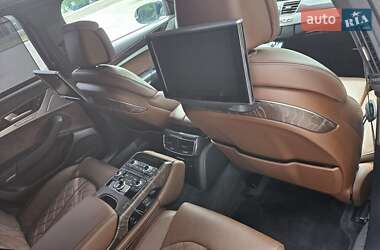 Седан Audi A8 2012 в 