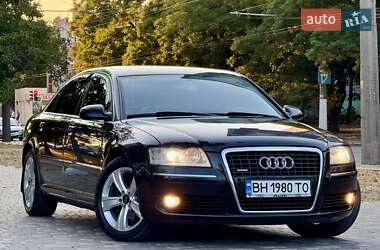 Седан Audi A8 2006 в 