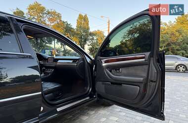 Седан Audi A8 2006 в 