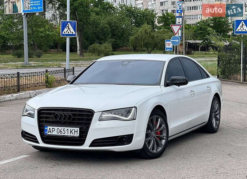 Седан Audi A8 2011 в Запорожье