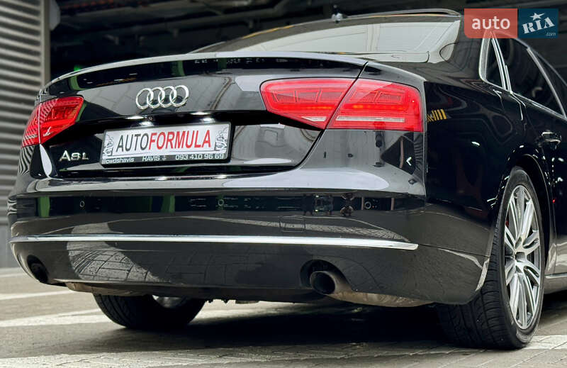 Седан Audi A8 2012 в Києві