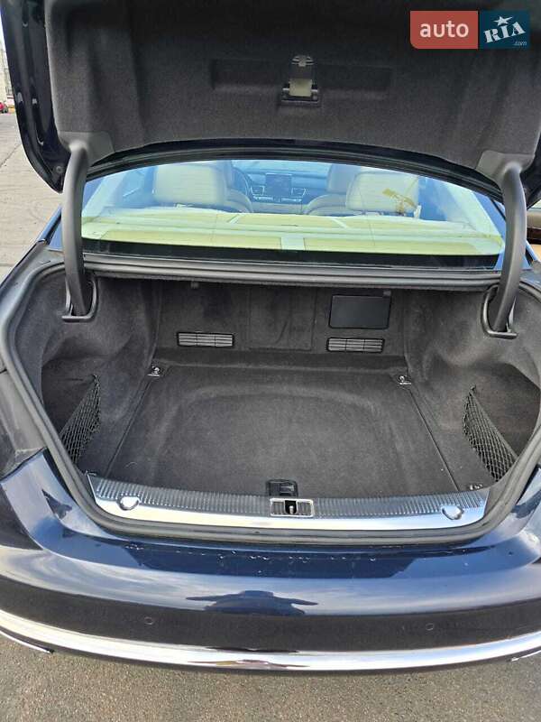 Седан Audi A8 2013 в Киеве фото 22 Седан Audi A8 2013 в Киеве