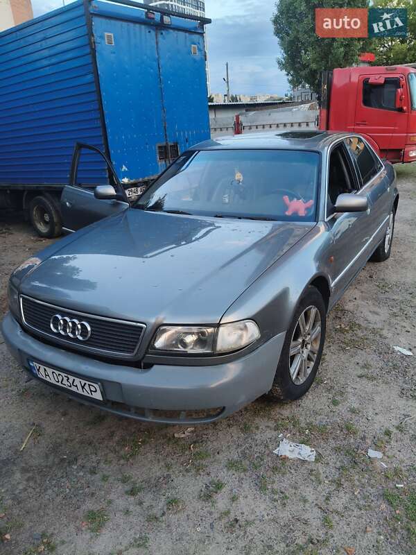 Audi A8 1995