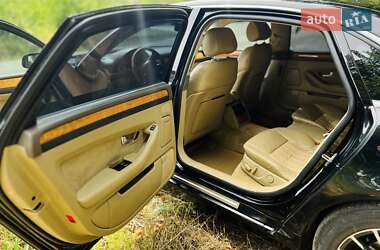 Седан Audi A8 2004 в 